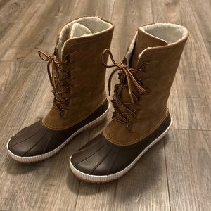 Duck Boots / size 8